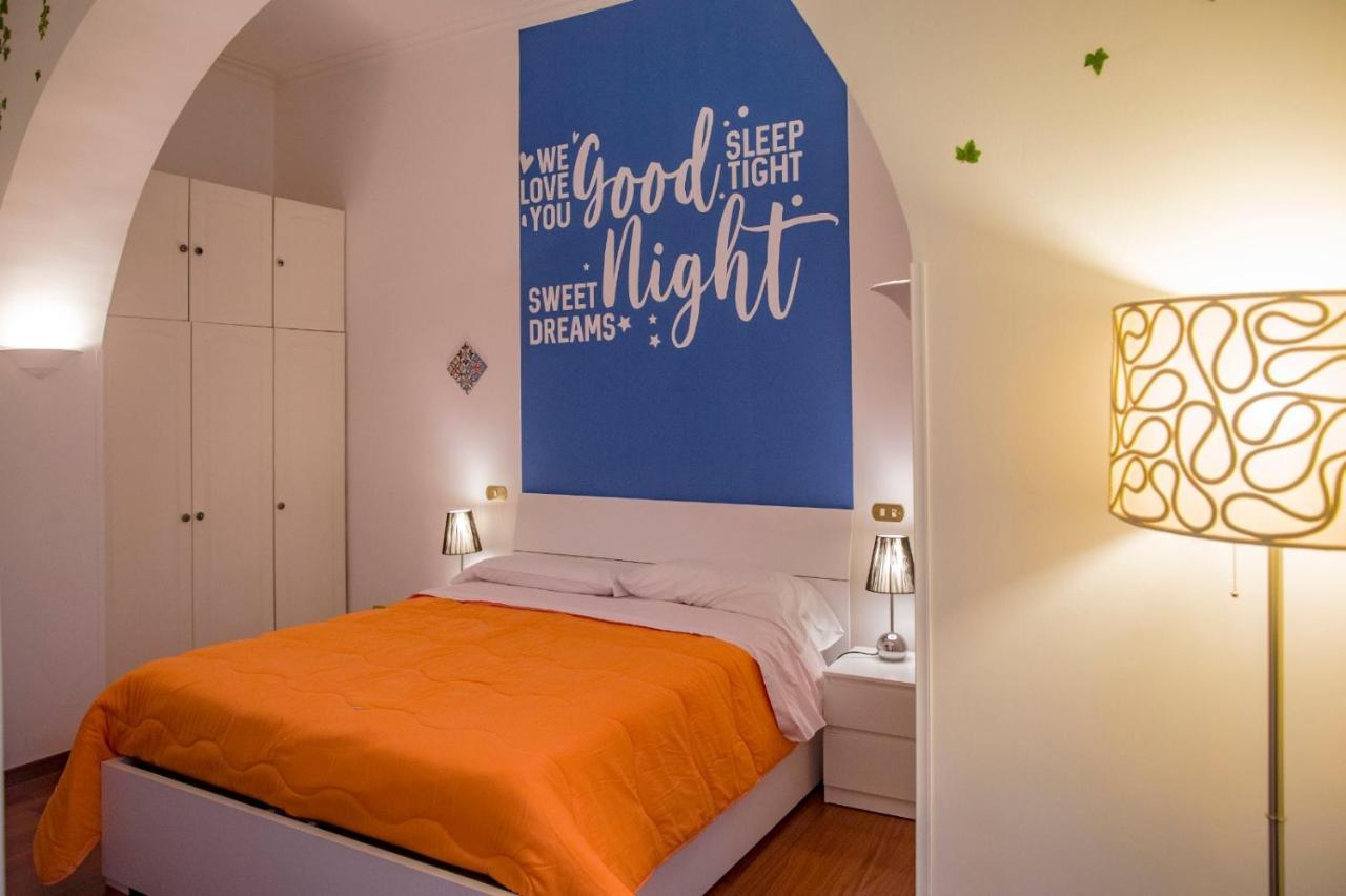 Residenza Napoli Toledo Apartment Luaran gambar