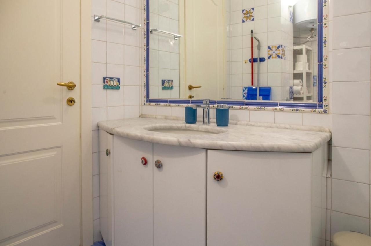 Residenza Napoli Toledo Apartment Luaran gambar