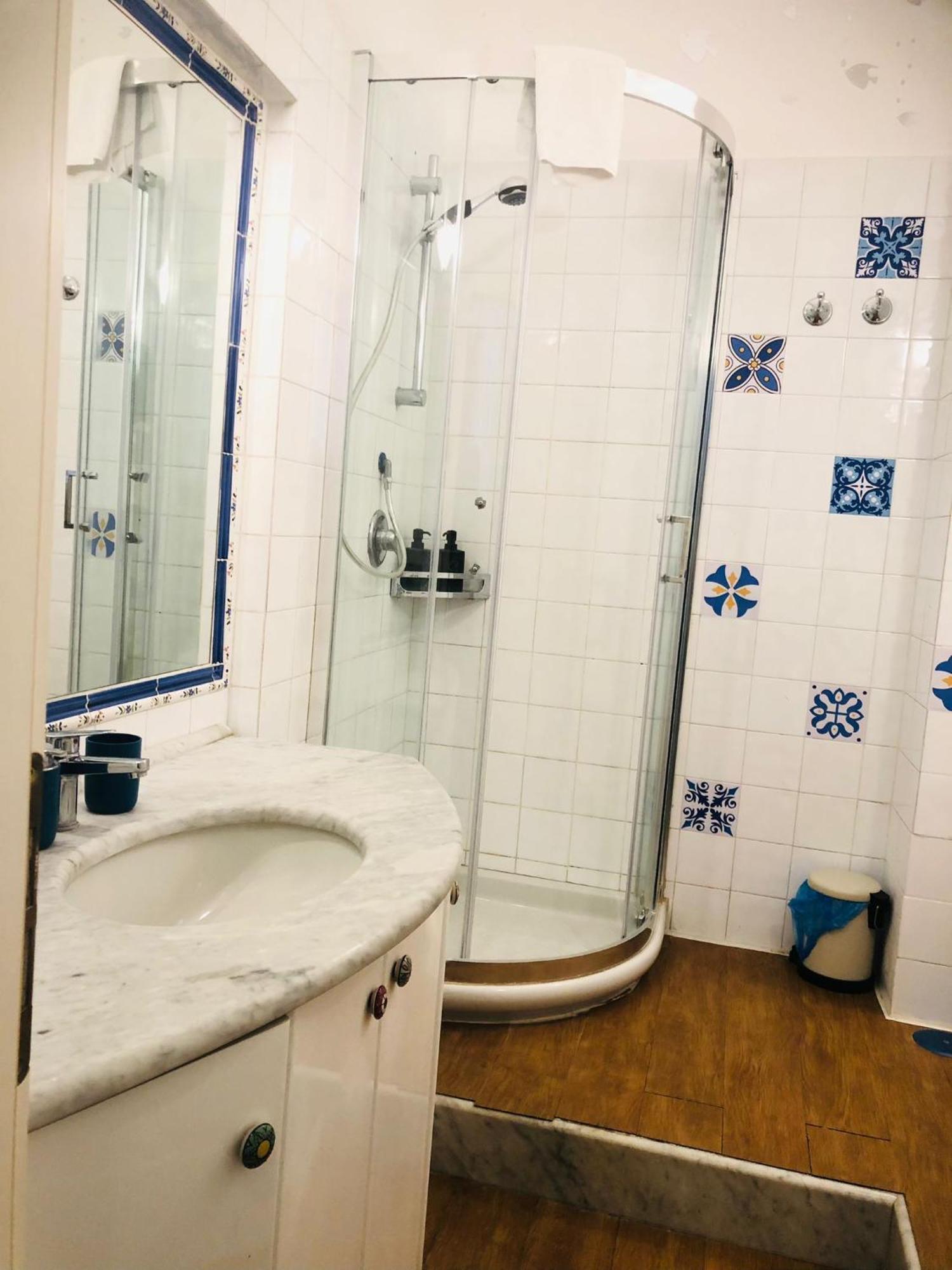 Residenza Napoli Toledo Apartment Luaran gambar